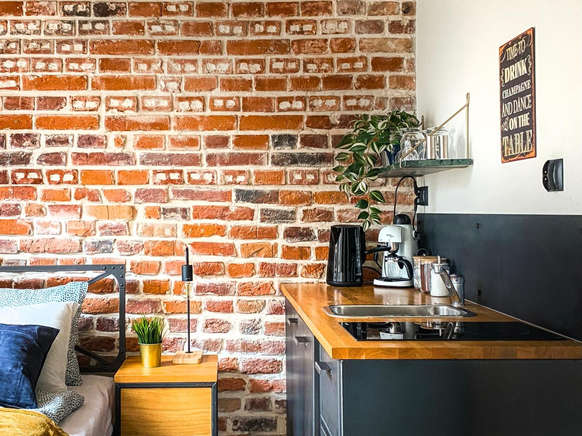 Cozy Apartment With Ac For Couples - Old Town Krasków Eksteriør bilde